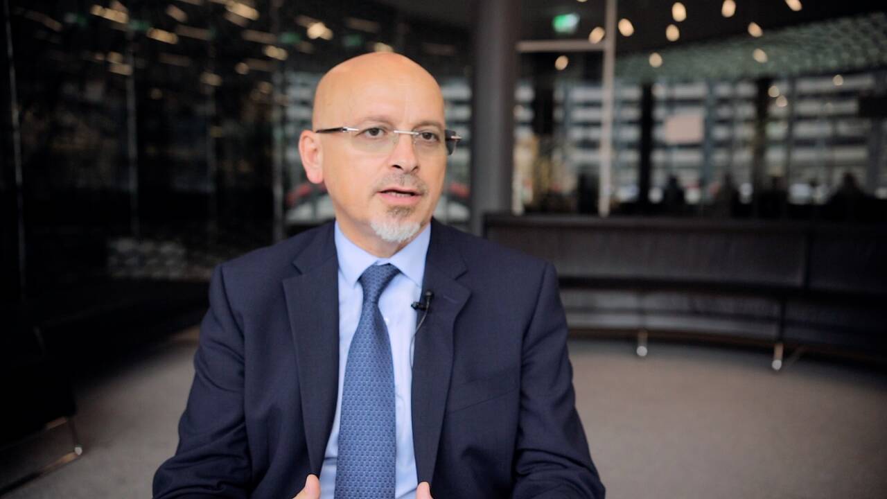 Jovan Kurbalija Executive Director, Diplo